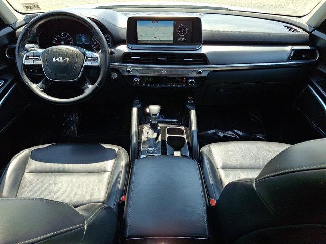 Photo of 2022 Glacial White Pearl Kia Telluride