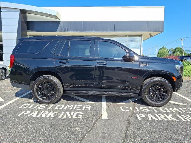Photo of 2024 Onyx Black GMC Yukon