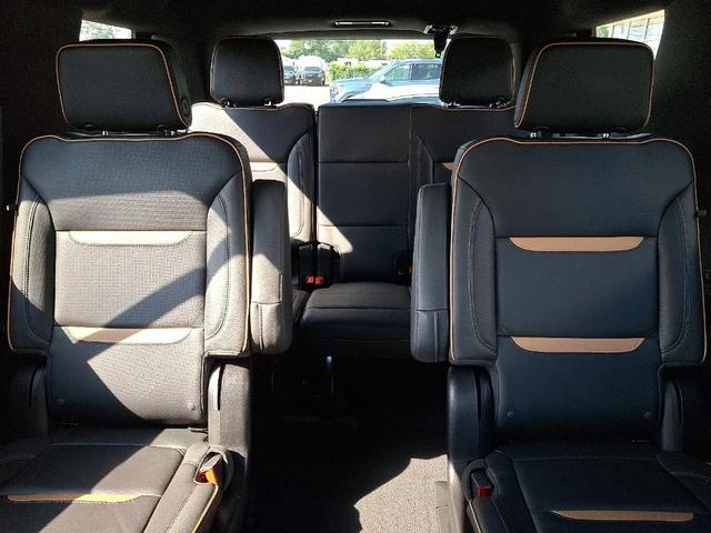 Photo of 2024 Onyx Black GMC Yukon