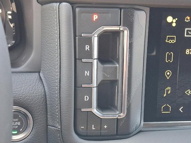 Photo of 2024 Onyx Black GMC Yukon XL