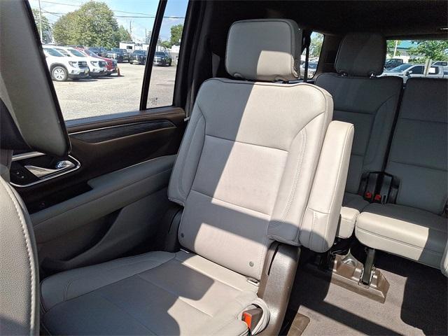 Photo of 2021 Dark Sky Metallic GMC Yukon XL