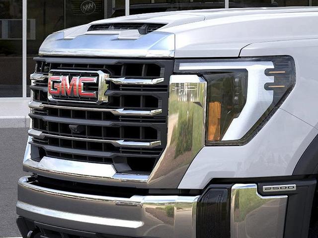 Photo of 2025 Summit White GMC Sierra 2500