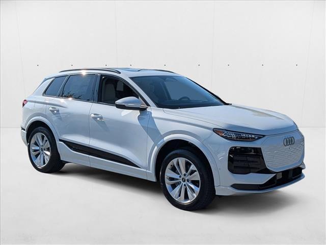 Photo of 2025 Glacier White Metallic Audi Q6 e-tron