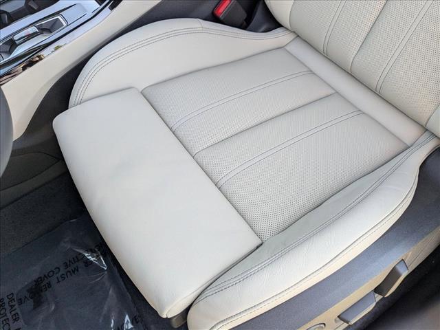 Photo of 2025 Glacier White Metallic Audi Q6 e-tron