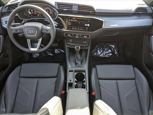 Photo of 2025 Mythos Black Metallic Audi Q3