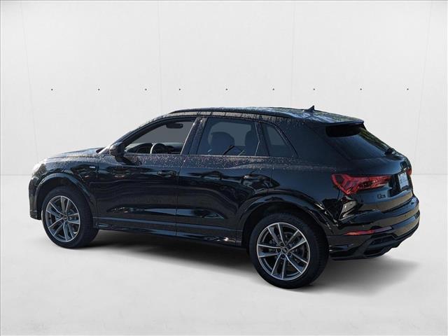 Photo of 2025 Mythos Black Metallic Audi Q3