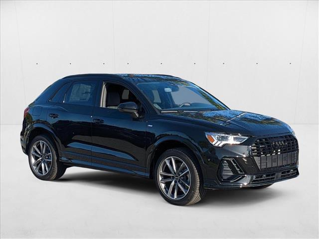 Photo of 2025 Mythos Black Metallic Audi Q3