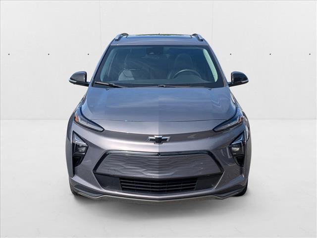 Photo of 2022 Gray Ghost Metallic Chevrolet Bolt EUV