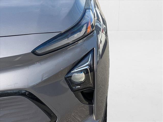 Photo of 2022 Gray Ghost Metallic Chevrolet Bolt EUV