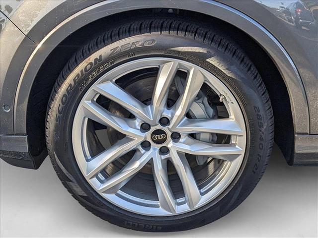 Photo of 2025 Samurai Gray Metallic Audi Q7