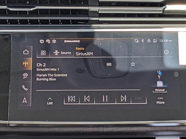 Photo of 2025 Glacier White Metallic Audi Q7