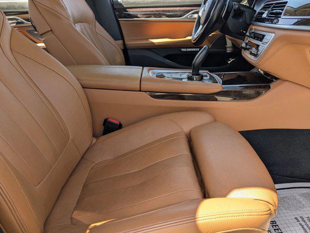 Photo of 2017 Mineral White Meta BMW 740e