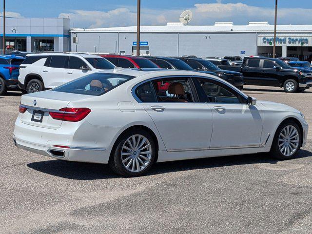Photo of 2017 Mineral White Meta BMW 740e