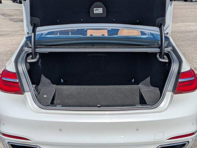 Photo of 2017 Mineral White Meta BMW 740e