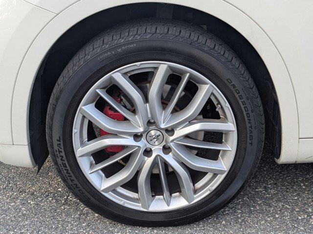 Photo of 2022 Bianco Maserati Levante
