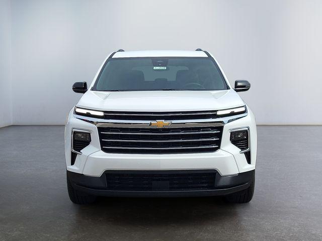 Photo of 2026 Summit White Chevrolet Traverse
