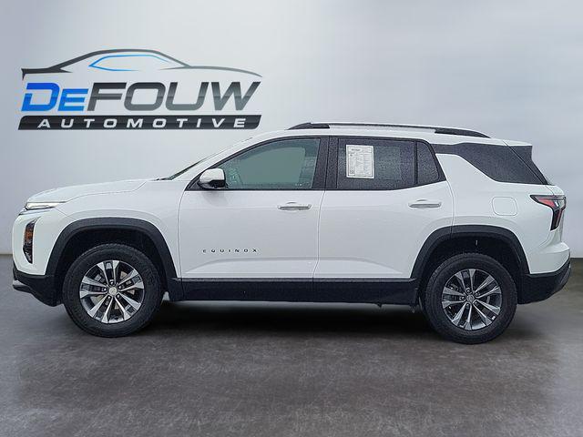 Photo of 2025 Summit White Chevrolet Equinox