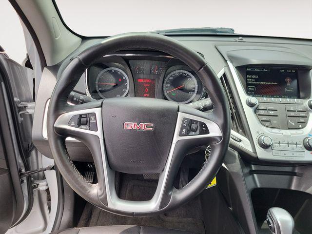 Photo of 2015 Quicksilver Metallic GMC Terrain