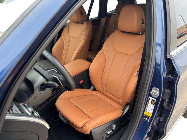 Photo of 2023 Phytonic Blue Metallic BMW X3