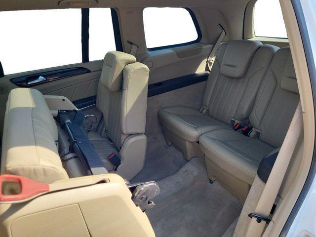 Photo of 2014 White Mercedes-Benz GL-Class