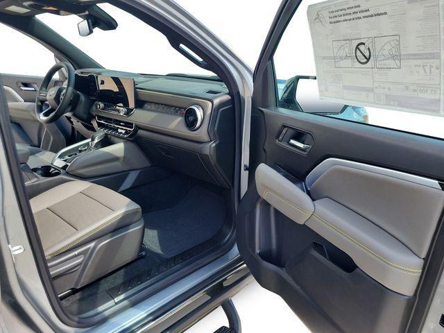 Photo of 2025 Sterling Gray Metallic Chevrolet Colorado