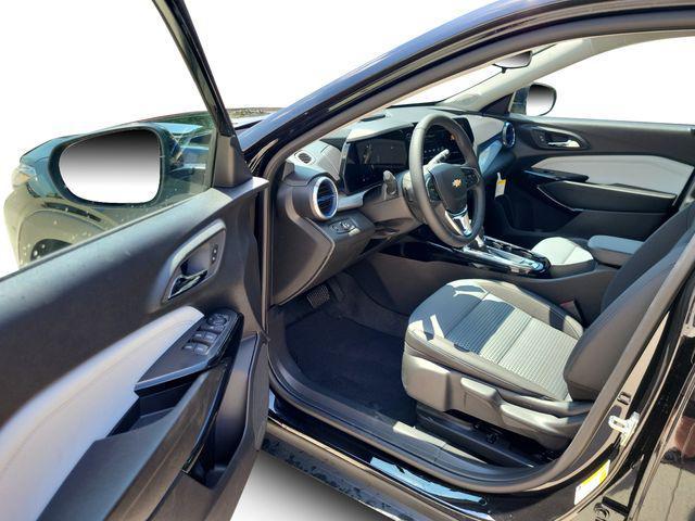 Photo of 2025 Mosaic Black Metallic Chevrolet Trax