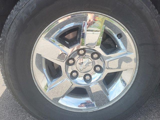 Photo of 2011 Victory Red Chevrolet Silverado 1500