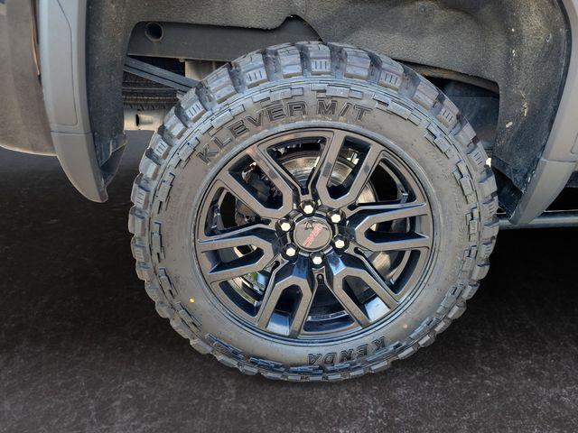 Photo of 2021 Onyx Black GMC Sierra 1500