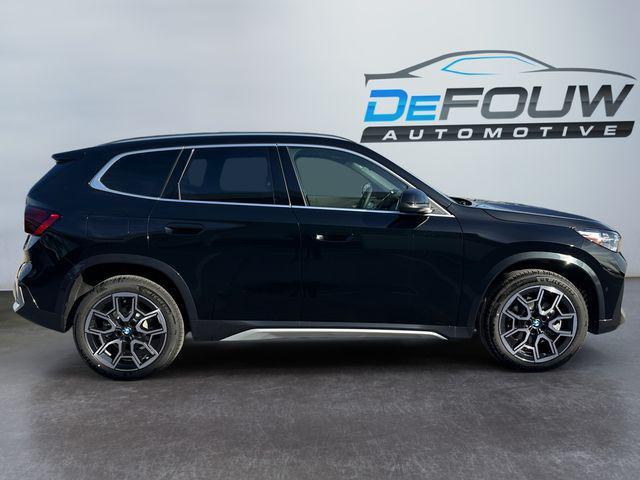 Photo of 2025 Jet Black BMW X1