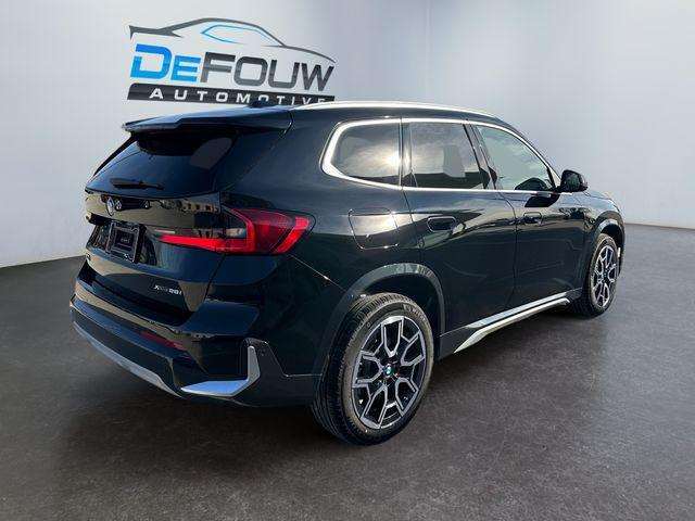 Photo of 2025 Jet Black BMW X1