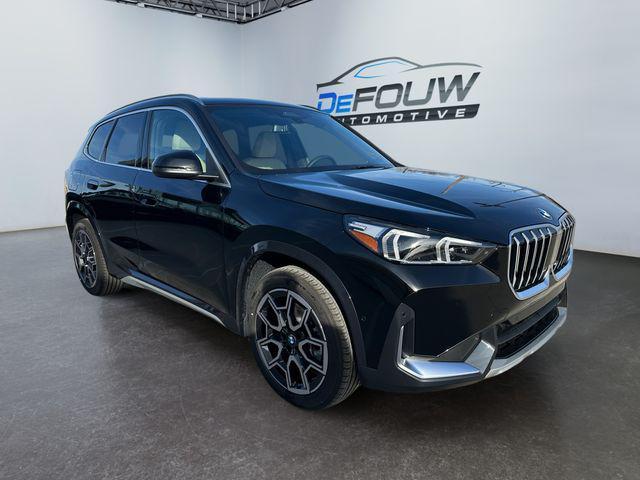 Photo of 2025 Jet Black BMW X1