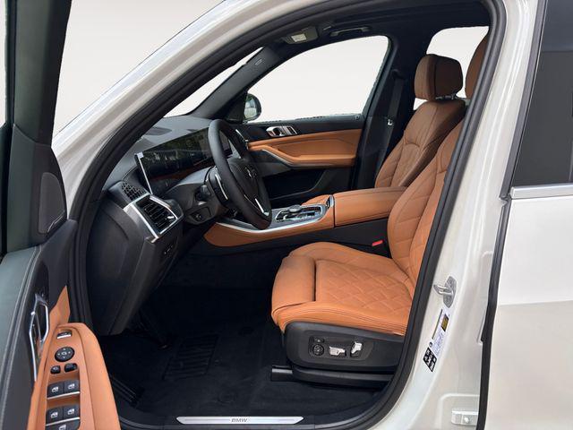 Photo of 2026 Alpine White BMW X5