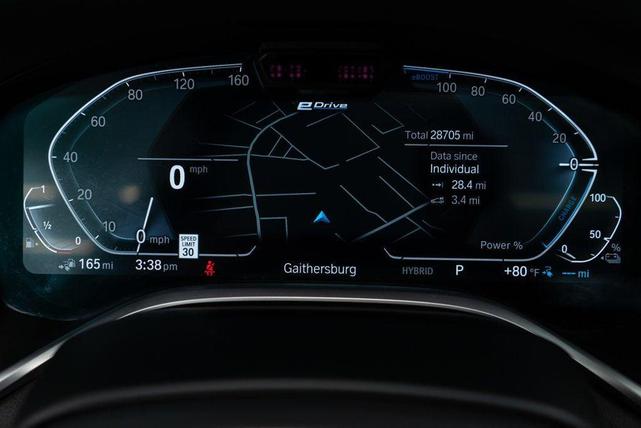 Photo of 2022 Black Sapphire Metallic BMW 745e