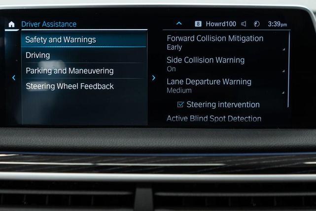 Photo of 2022 Black Sapphire Metallic BMW 745e