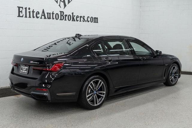 Photo of 2022 Black Sapphire Metallic BMW 745e