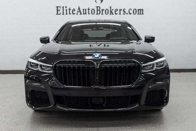 Photo of 2022 Black Sapphire Metallic BMW 745e
