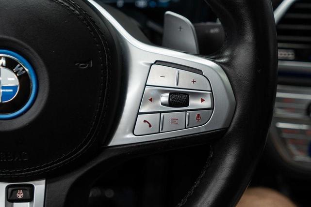 Photo of 2022 Black Sapphire Metallic BMW 745e