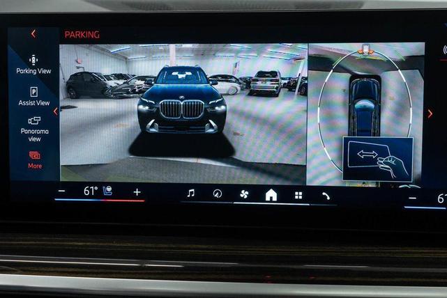 Photo of 2025 Black Sapphire Metallic BMW X7