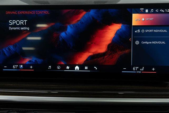 Photo of 2025 Black Sapphire Metallic BMW X7