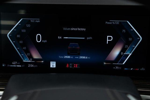 Photo of 2025 Black Sapphire Metallic BMW X7