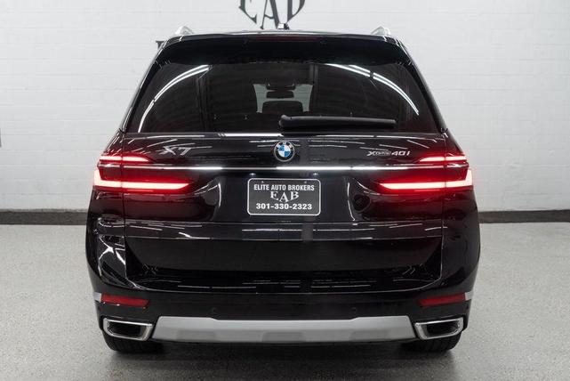 Photo of 2025 Black Sapphire Metallic BMW X7