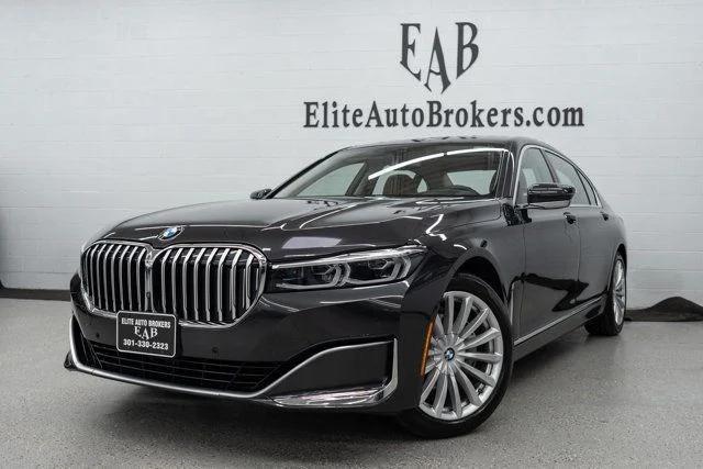 2022 BMW 740