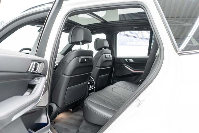 Photo of 2025 Alpine White BMW X5