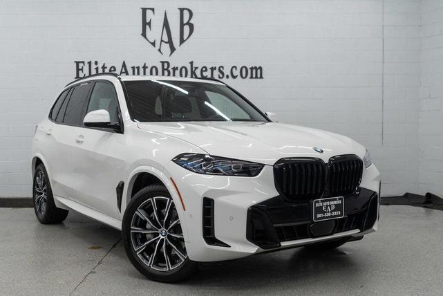 Photo of 2025 Alpine White BMW X5