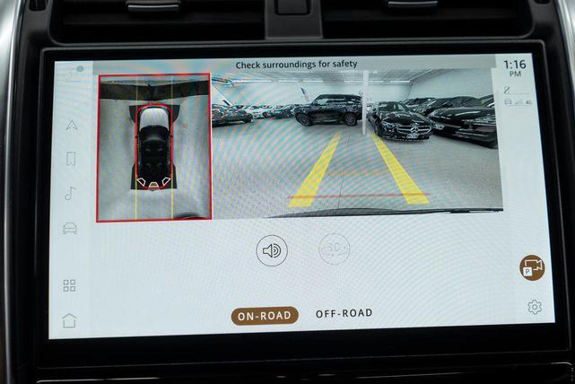 Photo of 2023 Carpathian Grey Premium Metallic Land Rover Discovery