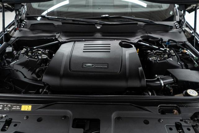 Photo of 2023 Carpathian Grey Premium Metallic Land Rover Discovery