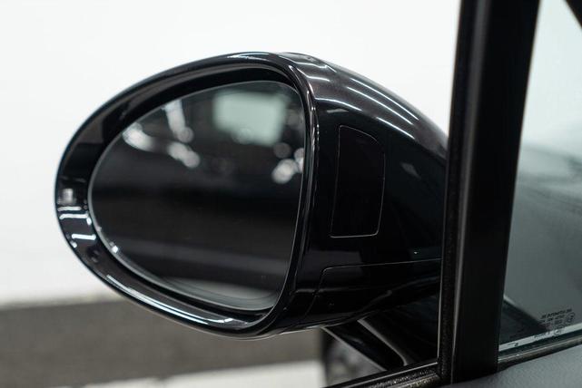 Photo of 2023 Jet Black Metallic Porsche Macan
