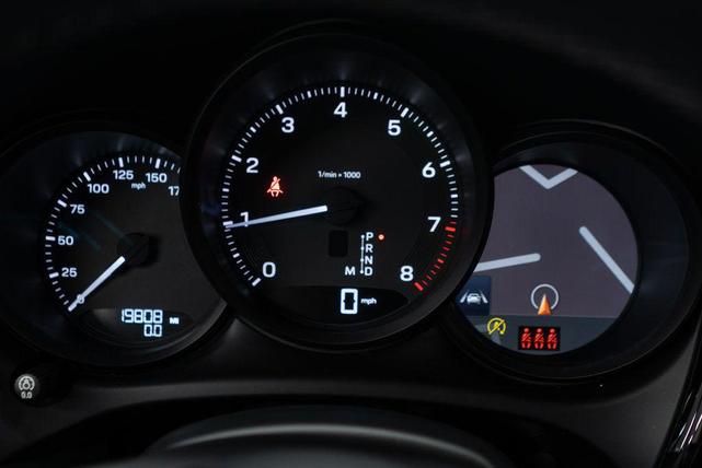Photo of 2023 Jet Black Metallic Porsche Macan