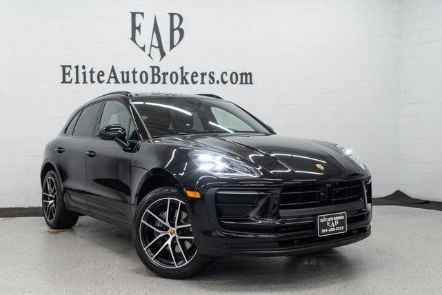 Photo of 2023 Jet Black Metallic Porsche Macan