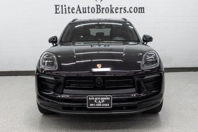 Photo of 2023 Jet Black Metallic Porsche Macan